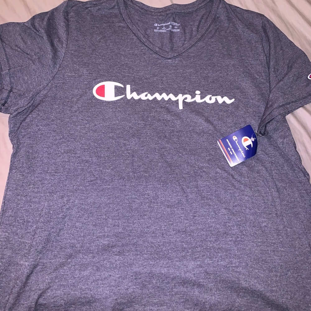 Champion T-shirt